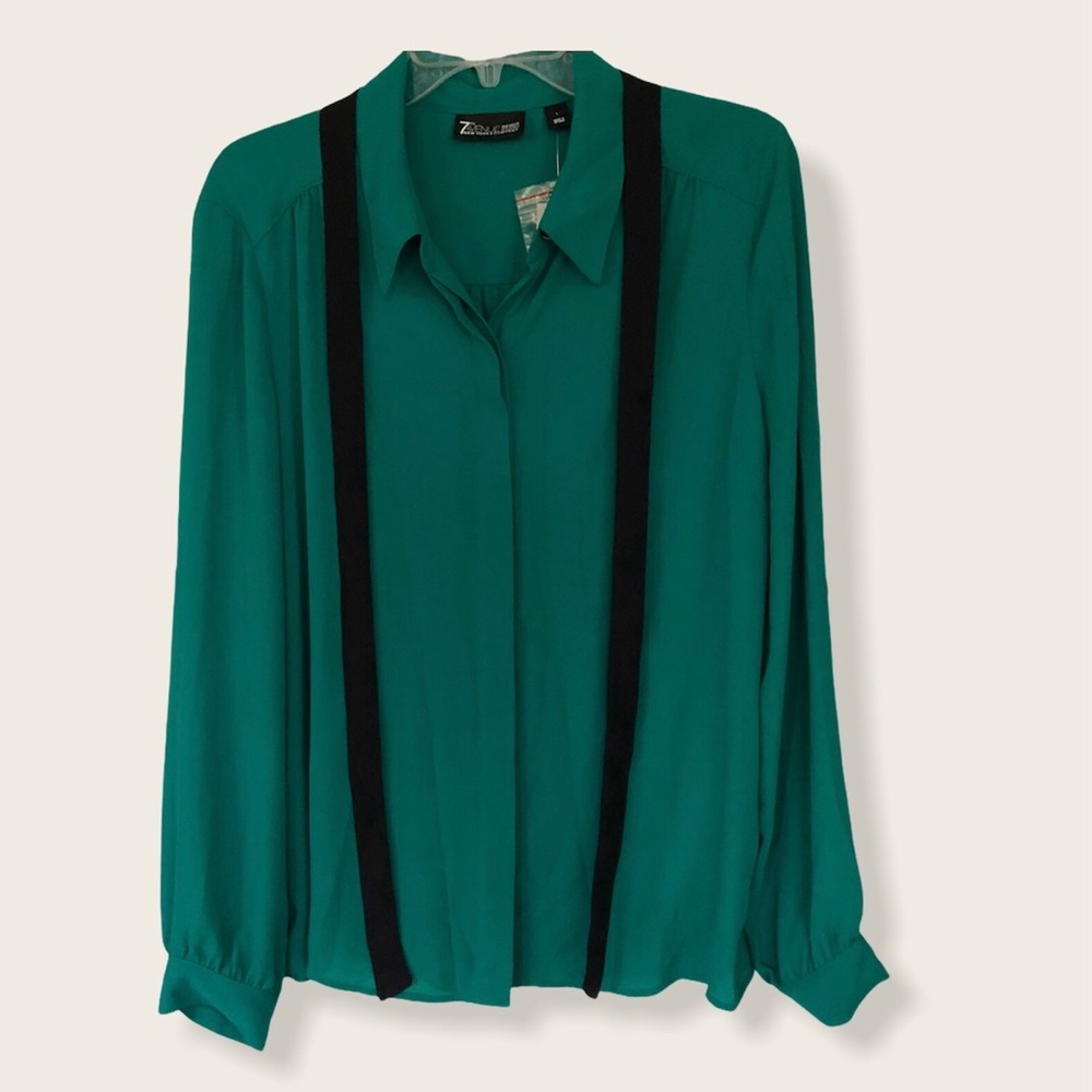 - 7Avenue. Design Studio Green blouse lace up Sz L‎